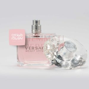 ورساچه برایت کریستال ( صورتی ) | VERSACE - Bright Crystal / گروه بویایی :  گُل‌دار میوه‌ای (Floral fruity) / طبع : خنک/ نام برند : ورساچه / کشور مبدأ : ایتالیا / غلظت : ادو تویلت مناسب برای : خانم ها / مناسب فصل : چهار فصل / اسانس اولیه : انار ، یوزو ، آب/ اسانس میانی : گل صدتومانی، مگنولیا ، نیلوفر آبی / اسانس پایه :مشک ، کهربا، چوب ماهون
