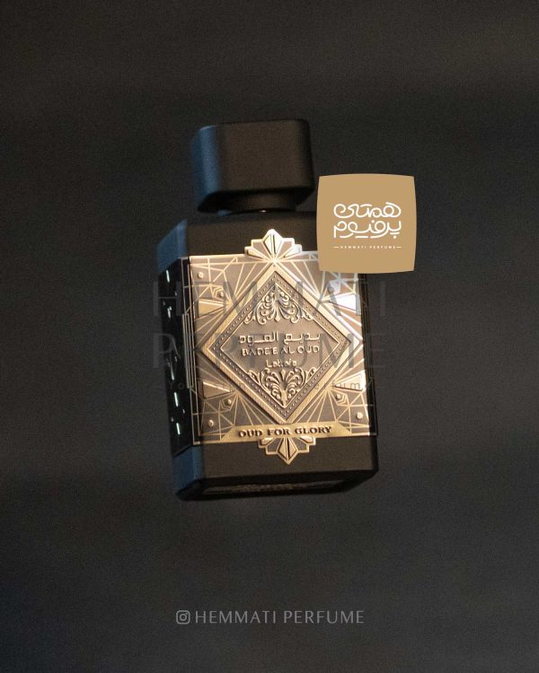 بدیع العود لطافه | Bade'e Al Oud Oud by Lattafa  / گروه بویایی : شرقی چوبی (Oriental Woody) / طبع : گرم / نام برند : لطافه / کشور مبدأ : امارات / غلظت : ادو پرفیوم مناسب برای : آقایان / مناسب فصل : فصول سرد / اسانس اولیه : اسطوخودوس ، جوز ، زعفران/ اسانس میانی : نعناع هندی ، عود / اسانس پایه : مشک ، نعناع هندی ، عود
