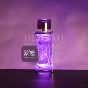 لالیک آمیتیس | LALIQUE - Amethyst / گروه بویایی :  گُل‌دار میوه‌ای (Floral fruity) / طبع : معتدل / نام برند : لالیک / کشور مبدأ : فرانسه / غلظت : ادو پرفبوم مناسب برای : خانم ها / مناسب فصل : چهار فصل / اسانس اولیه : انگور فرنگی سیاه، بلوبری، توت سیاه، شاه توت، توت فرنگی / اسانس میانی : رز ، گل یلانگ ، فلفل ، گل صدتومانی / اسانس پایه : مشک ، وانیل ، روایح چوبی