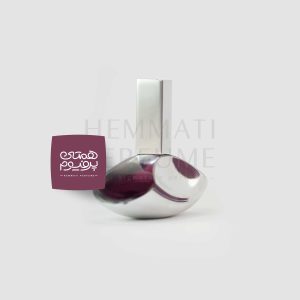 کالوین کلین ایفوریا زنانه (سی کی یوفوریا زن) | Calvin Klein - Euphoria for Women / گروه بویایی :  شرقی گُل‌دار (Oriental Floral) / طبع : گرم / نام برند : کالوین کلین/ کشور مبدأ : ایالات متحده / غلظت : ادو پرفیوم مناسب برای : بانوان / مناسب فصل : چهار فصل / اسانس اولیه : انار / اسانس میانی : لاله مردابی، ارکیده / اسانس پایه :مشک ، کهربا، بنفشه ، چوب ماهون