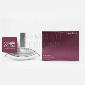 کالوین کلین ایفوریا زنانه (سی کی یوفوریا زن) | Calvin Klein - Euphoria for Women / گروه بویایی :  شرقی گُل‌دار (Oriental Floral) / طبع : گرم / نام برند : کالوین کلین/ کشور مبدأ : ایالات متحده / غلظت : ادو پرفیوم مناسب برای : بانوان / مناسب فصل : چهار فصل / اسانس اولیه : انار / اسانس میانی : لاله مردابی، ارکیده / اسانس پایه :مشک ، کهربا، بنفشه ، چوب ماهون