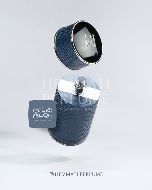 دانهیل آیکون ریسینگ بلو (آبی) | dunhill - Dunhill Icon Racing Blue / گروه بویایی : چوبی معطر (Woody Aromatic) / طبع : خنک / نام برند : دانهیل / کشور مبدأ : انگلستان / غلظت : ادو پرفیوم مناسب برای : آقایان / مناسب فصل : بهار و تابستان / اسانس اولیه: ترنج ، لیمو ترش سبز، آمبروکسان / اسانس میانی : بهار نارنج، هل ، گشنیز ، نمک / اسانس پایه : نعناع هندی ، چوب صندل سفید ، عنبر، چوب خیس سواحل